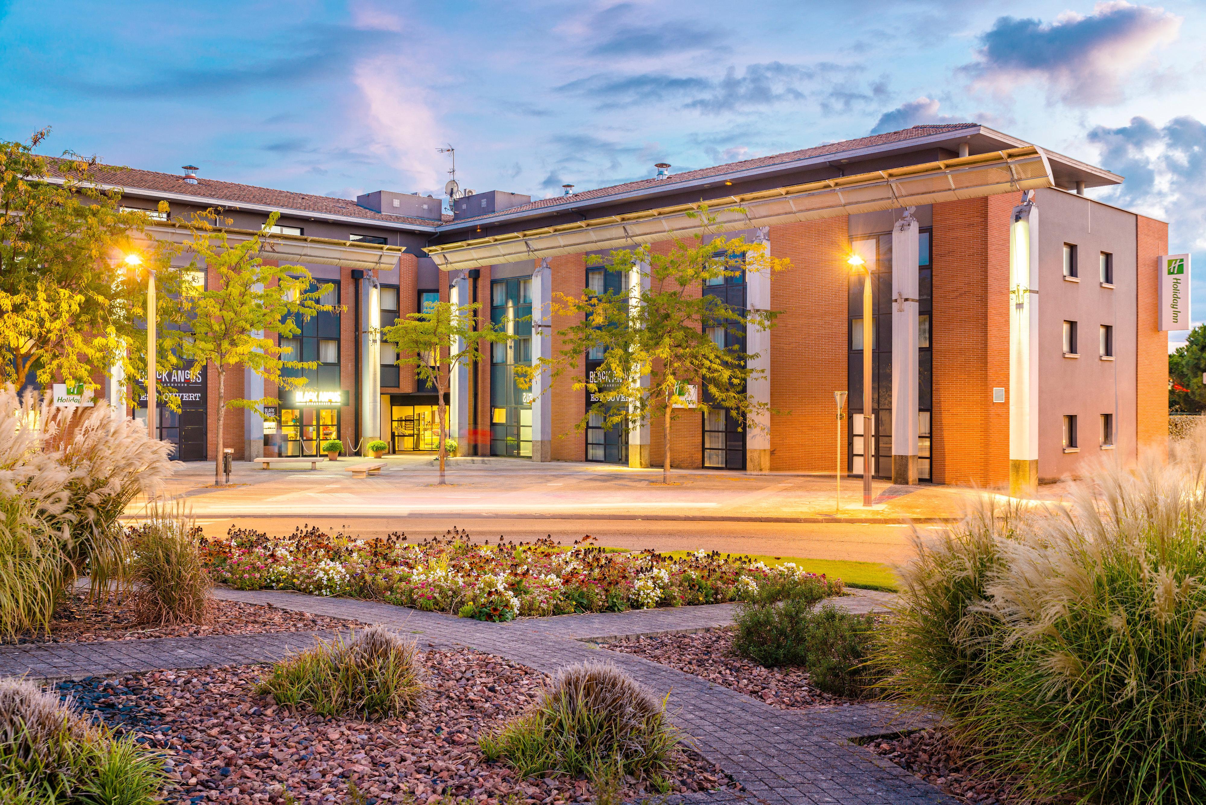 Holiday Inn Toulouse Airport By Ihg Blagnac Esterno foto