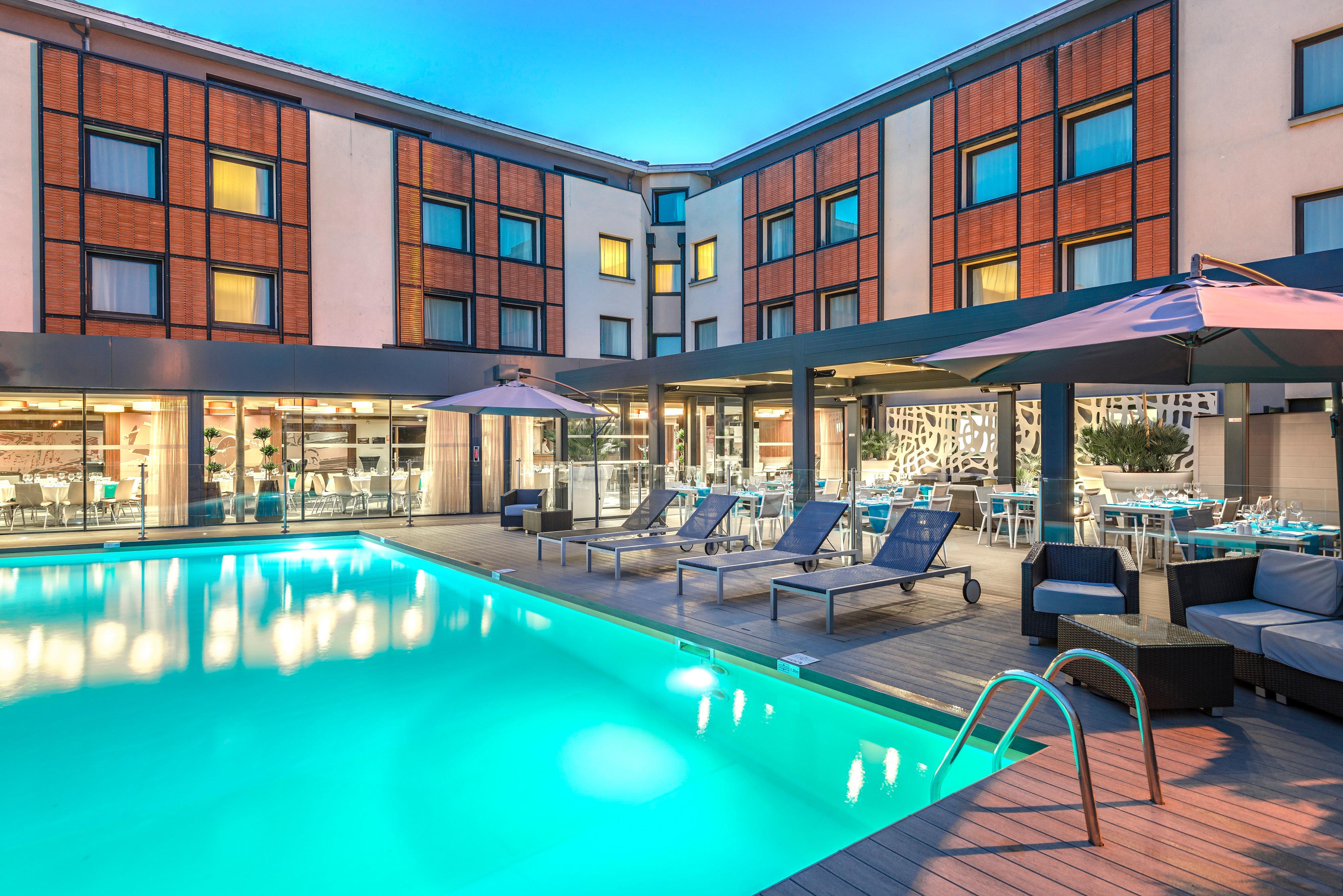 Holiday Inn Toulouse Airport By Ihg Blagnac Esterno foto