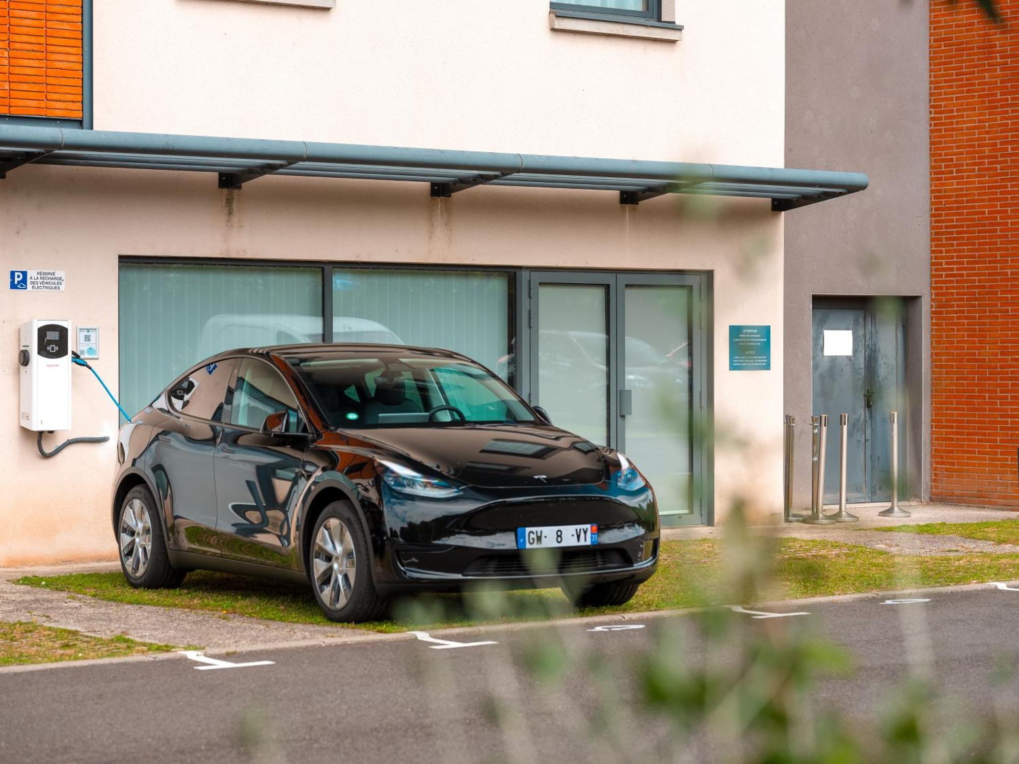 Holiday Inn Toulouse Airport By Ihg Blagnac Esterno foto