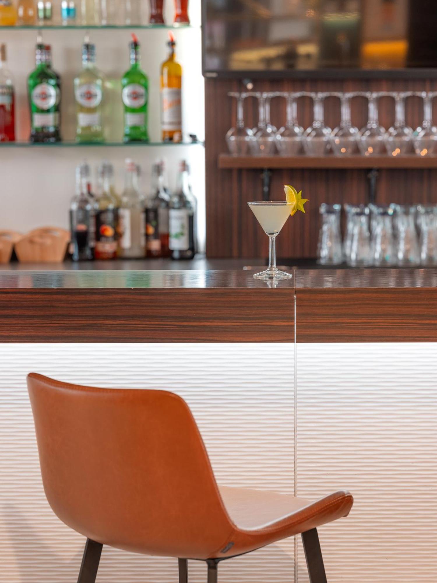 Holiday Inn Toulouse Airport By Ihg Blagnac Esterno foto