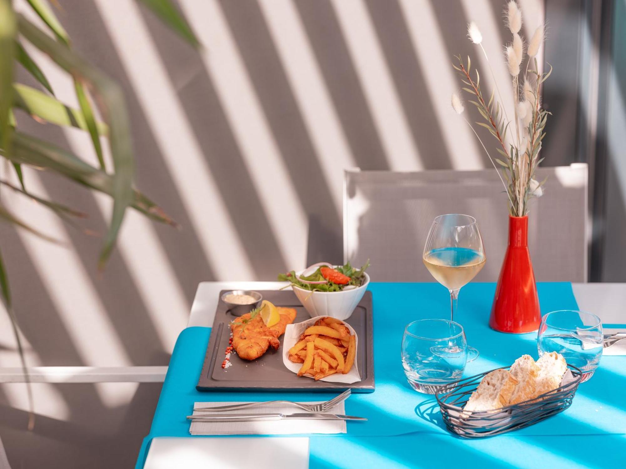 Holiday Inn Toulouse Airport By Ihg Blagnac Esterno foto