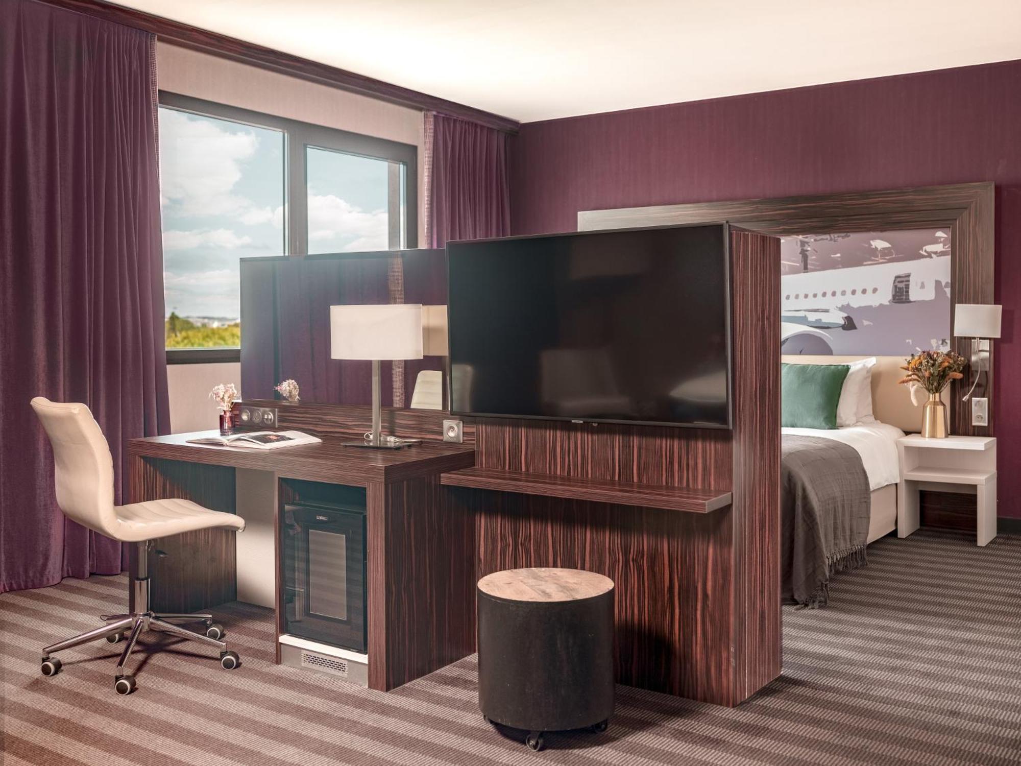 Holiday Inn Toulouse Airport By Ihg Blagnac Esterno foto