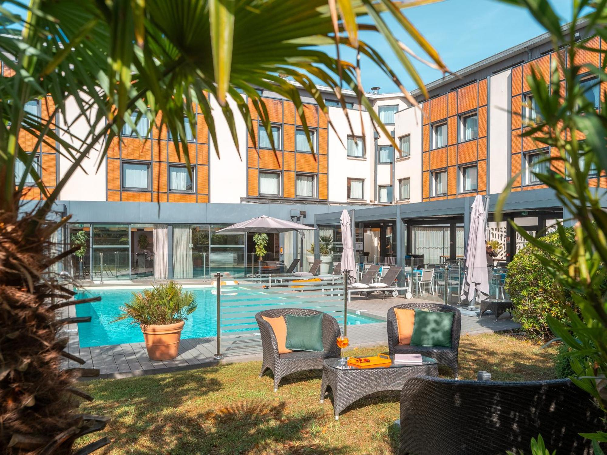Holiday Inn Toulouse Airport By Ihg Blagnac Esterno foto
