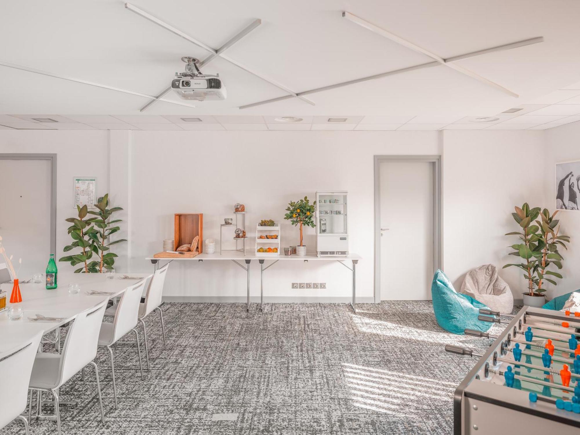 Holiday Inn Toulouse Airport By Ihg Blagnac Esterno foto