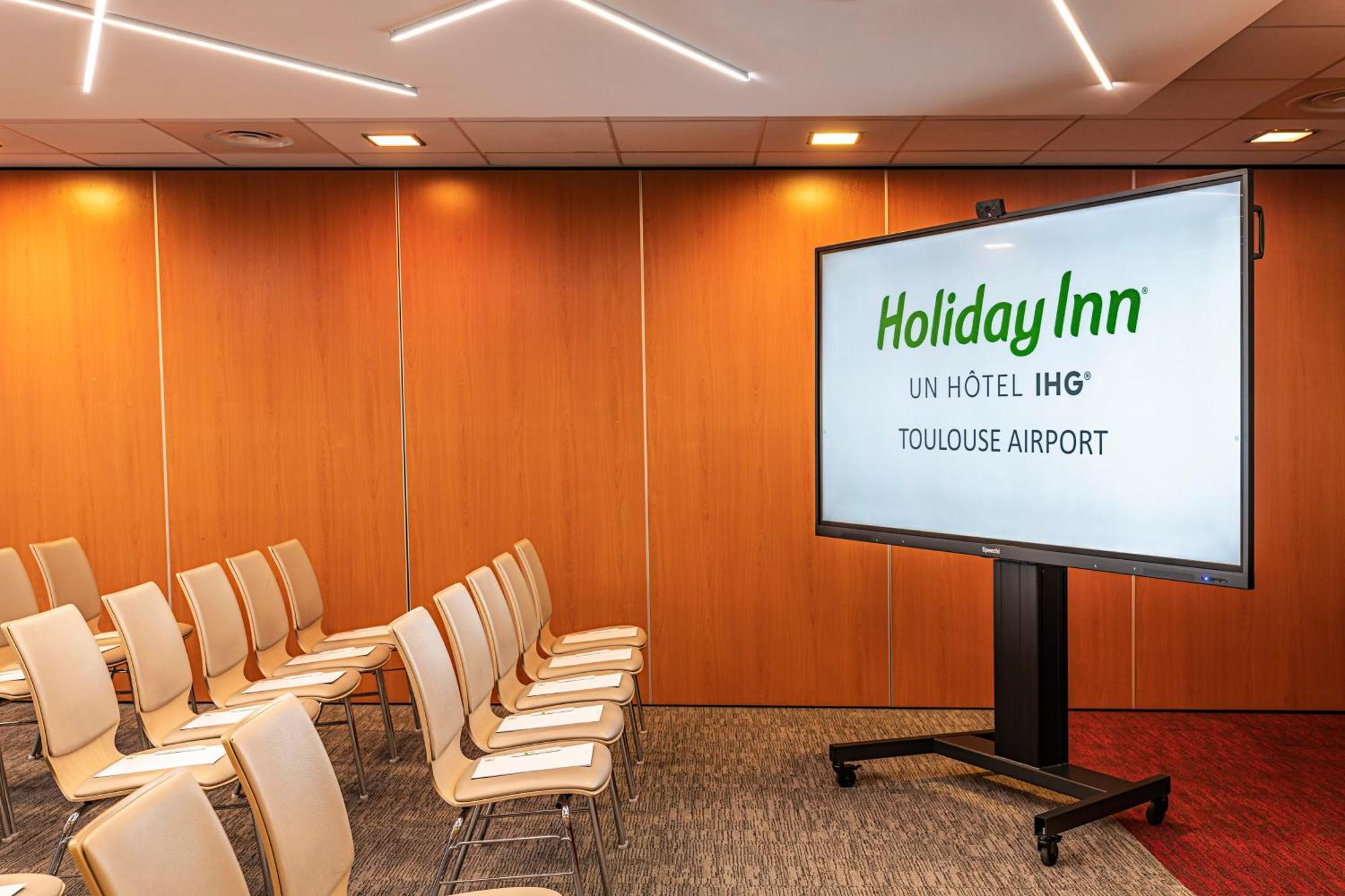 Holiday Inn Toulouse Airport By Ihg Blagnac Esterno foto