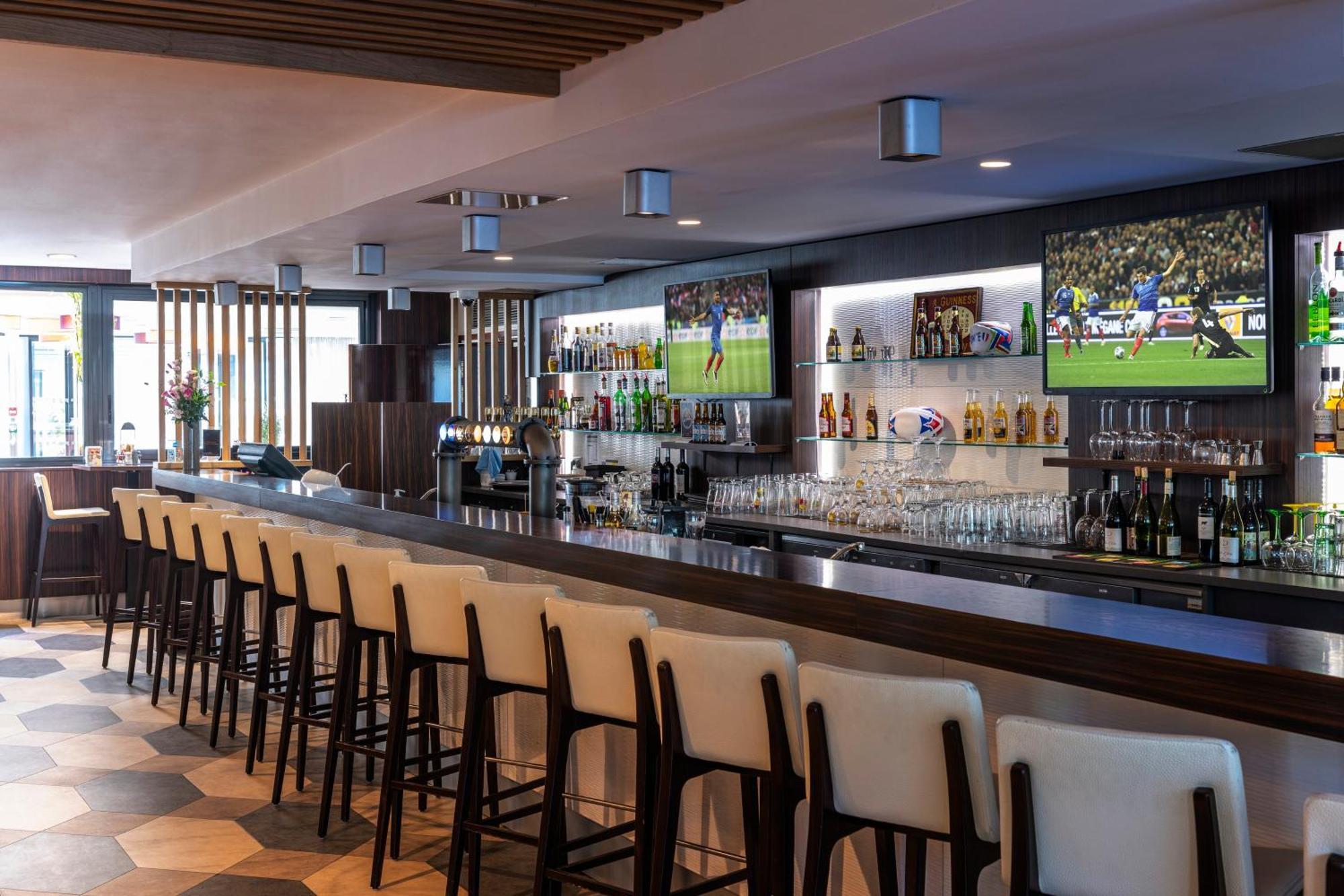 Holiday Inn Toulouse Airport By Ihg Blagnac Esterno foto